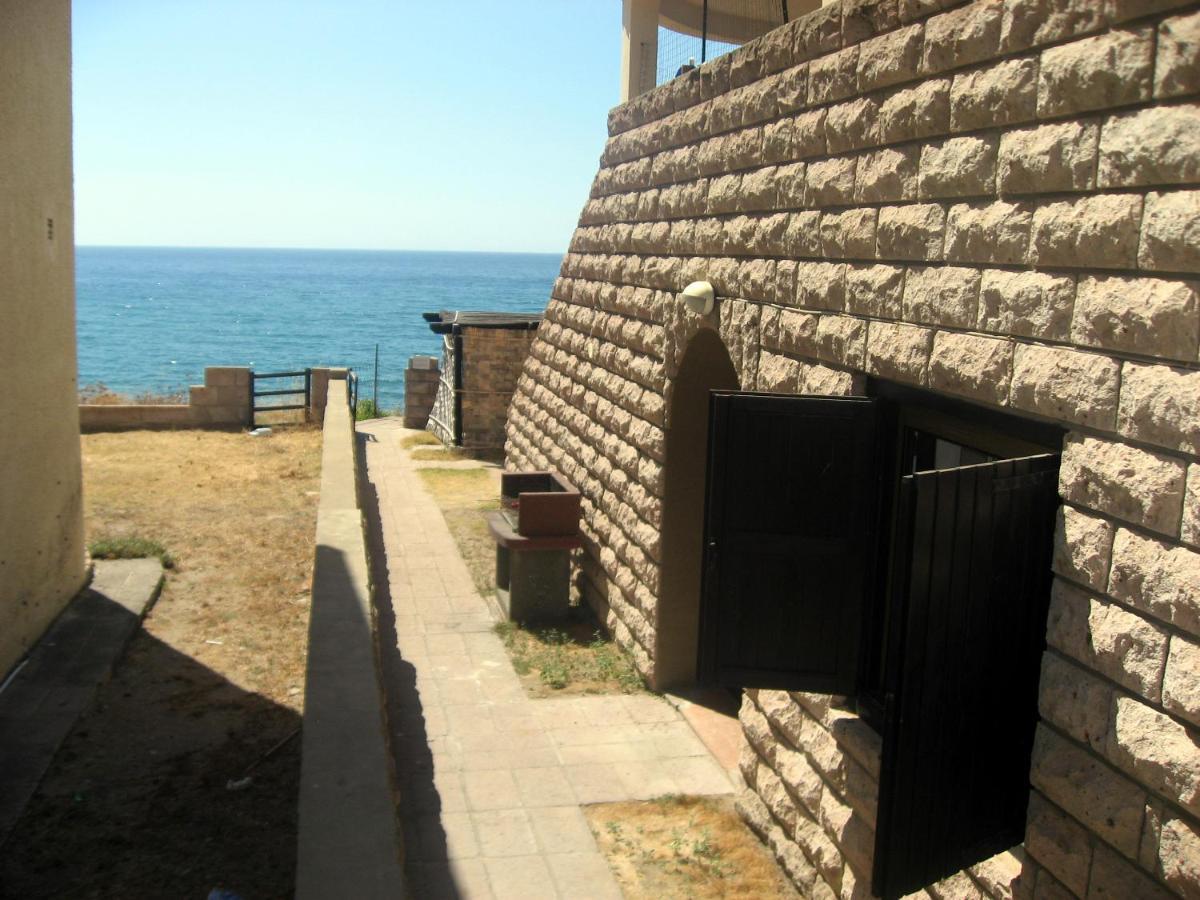 Nice Apartments In Waterfront Villa In Bosa Porto Alabe Tresnuraghes Екстериор снимка