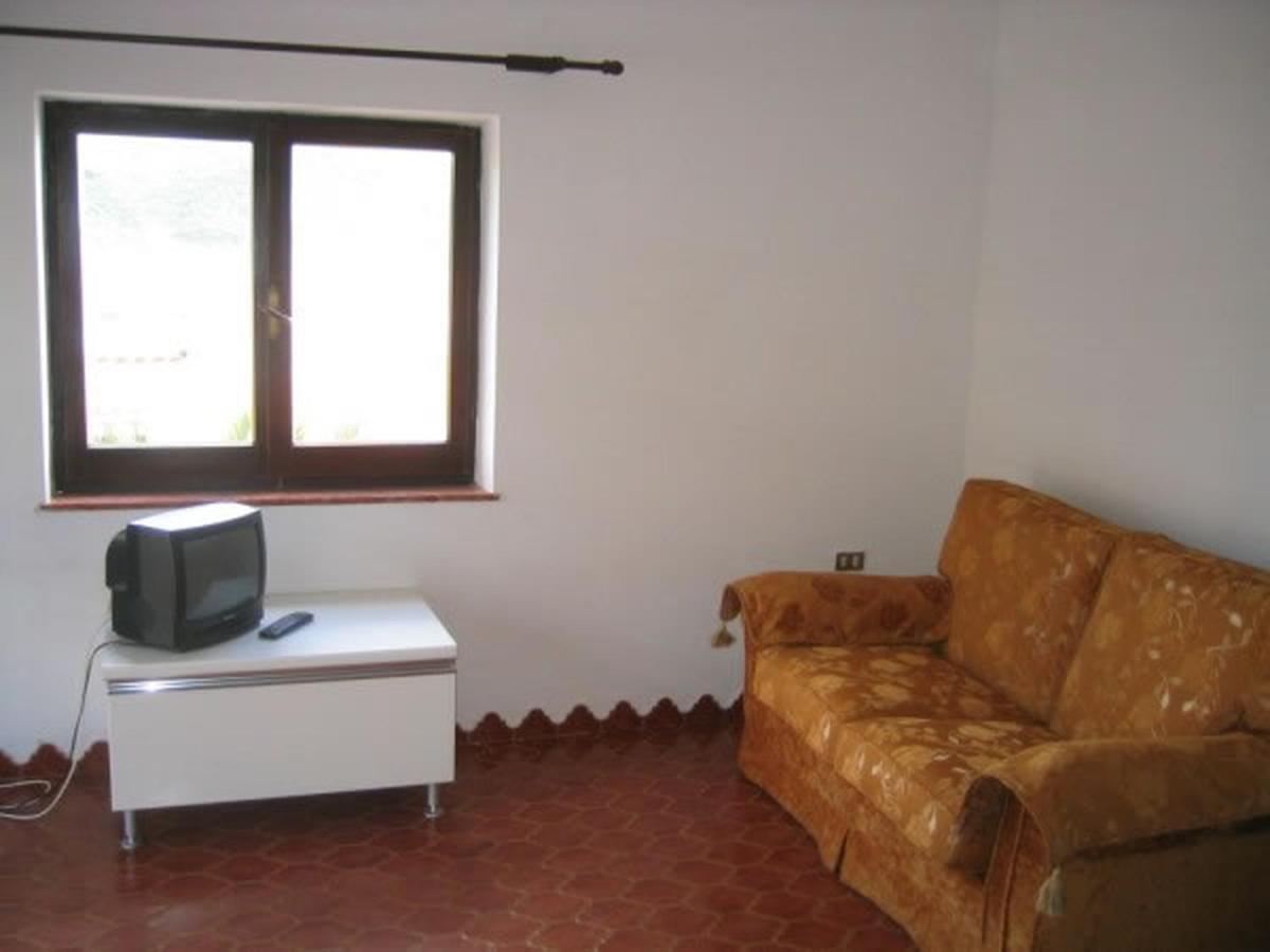 Nice Apartments In Waterfront Villa In Bosa Porto Alabe Tresnuraghes Екстериор снимка