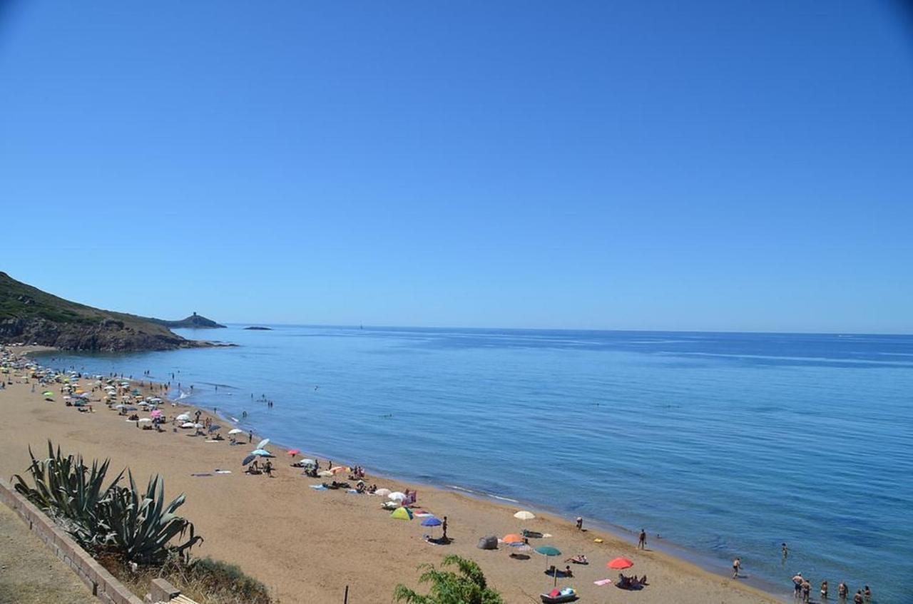 Nice Apartments In Waterfront Villa In Bosa Porto Alabe Tresnuraghes Екстериор снимка