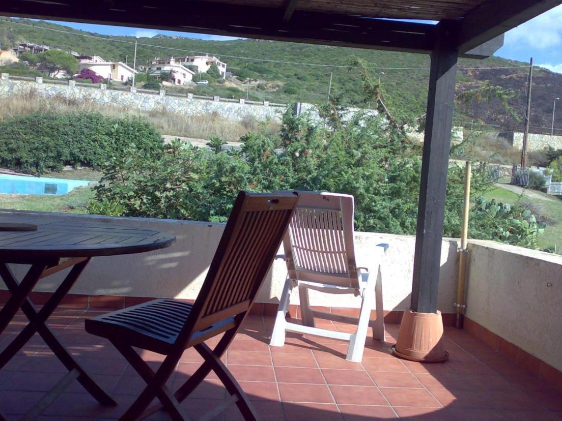 Nice Apartments In Waterfront Villa In Bosa Porto Alabe Tresnuraghes Екстериор снимка